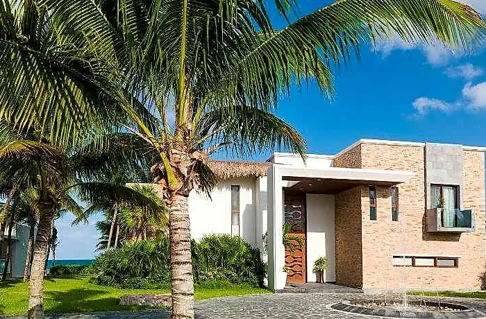 Azul Esmeralda, By Karisma Puerto Morelos